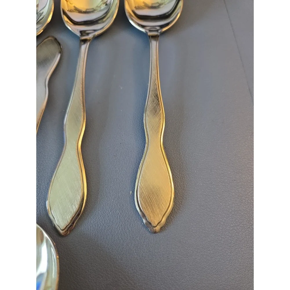 Oneida Ltd 1881 Rogers Set Of 8 Twilight Satin TableSpoons Soup Spoons